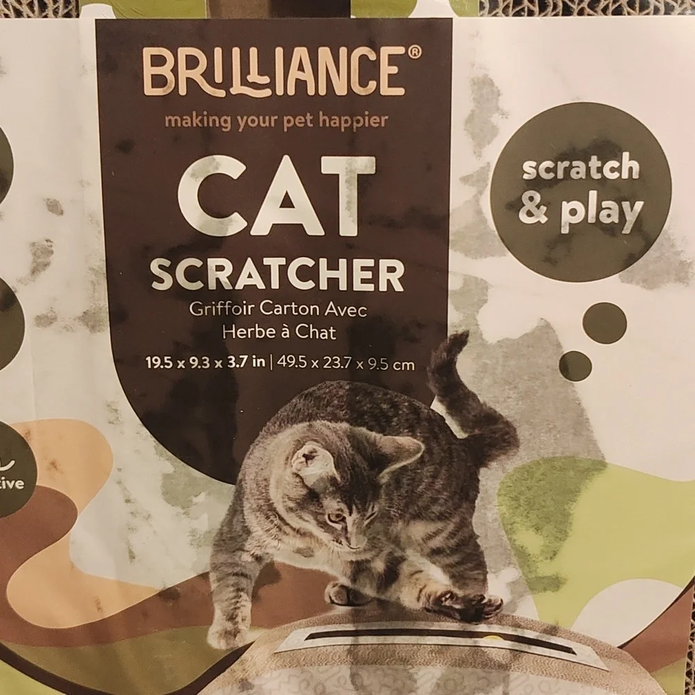 PETS: CAT SCRATCHER WITH BALL